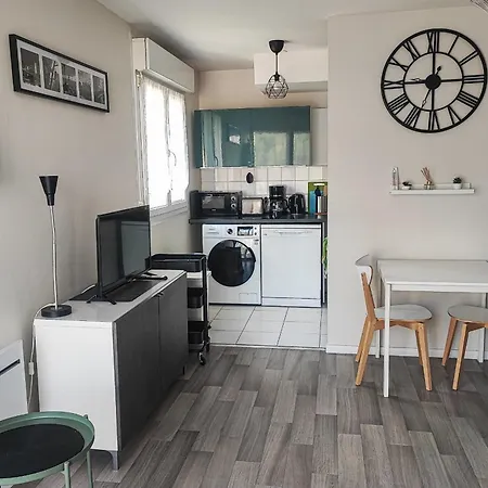 Appartement Large In Center Caen