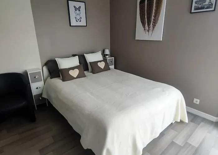 Large In Center Apartamento Caen